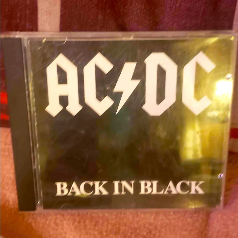 AC/DC CD - Picture 1 of 2